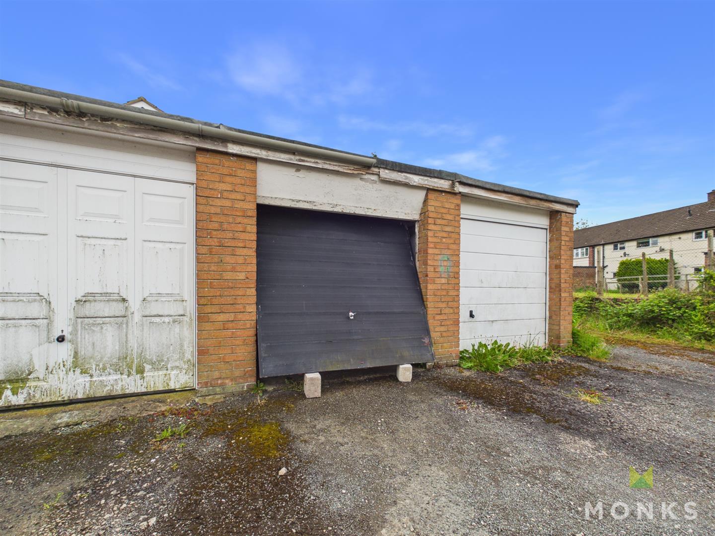 32 Hazel Grove, Oswestry, SY11 2XB For Sale